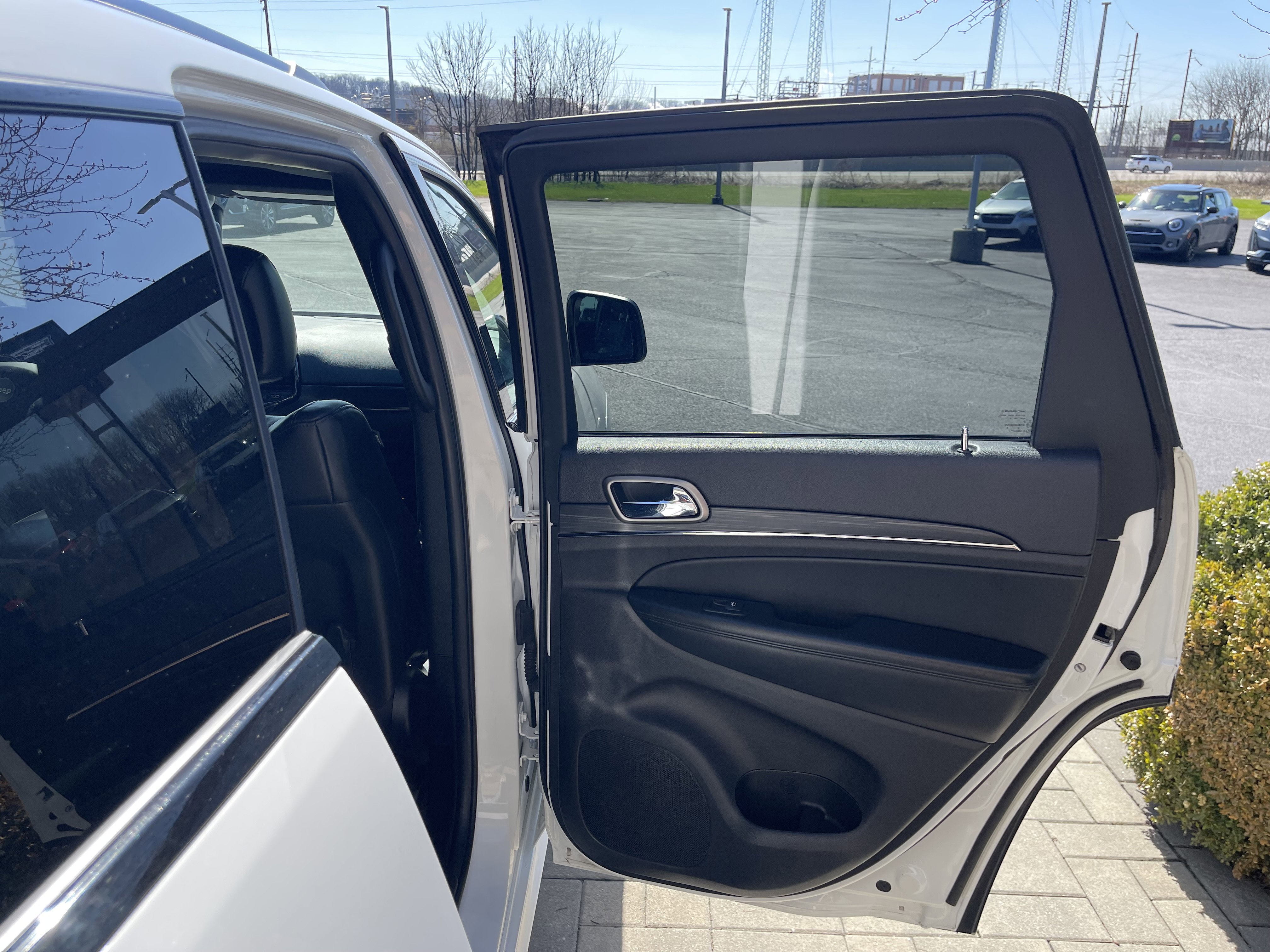 Used 2019 Jeep Grand Cherokee Limited X image 20