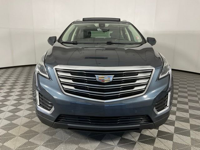 Used 2019 Cadillac XT5 Premium Luxury AWD/4WD image 2