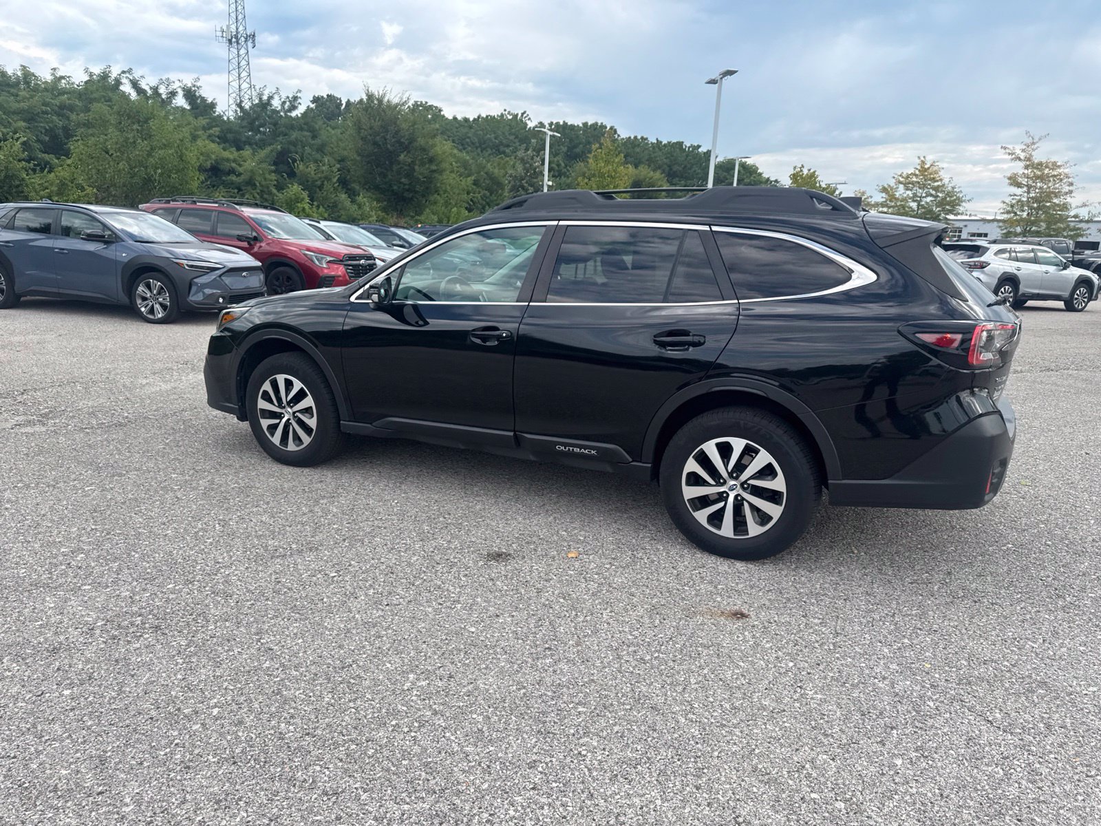 Used 2022 Subaru Outback Premium AWD/4WD image 10