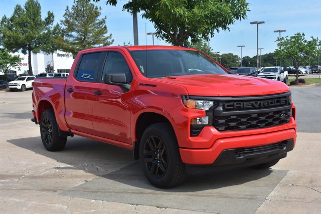 New 2026 Chevrolet Silverado 1500 Custom w/ LPO, Dark Essentials Package AWD/4WD image 3