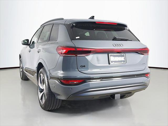 New 2025 Audi Q6 e-tron Premium AWD/4WD image 5