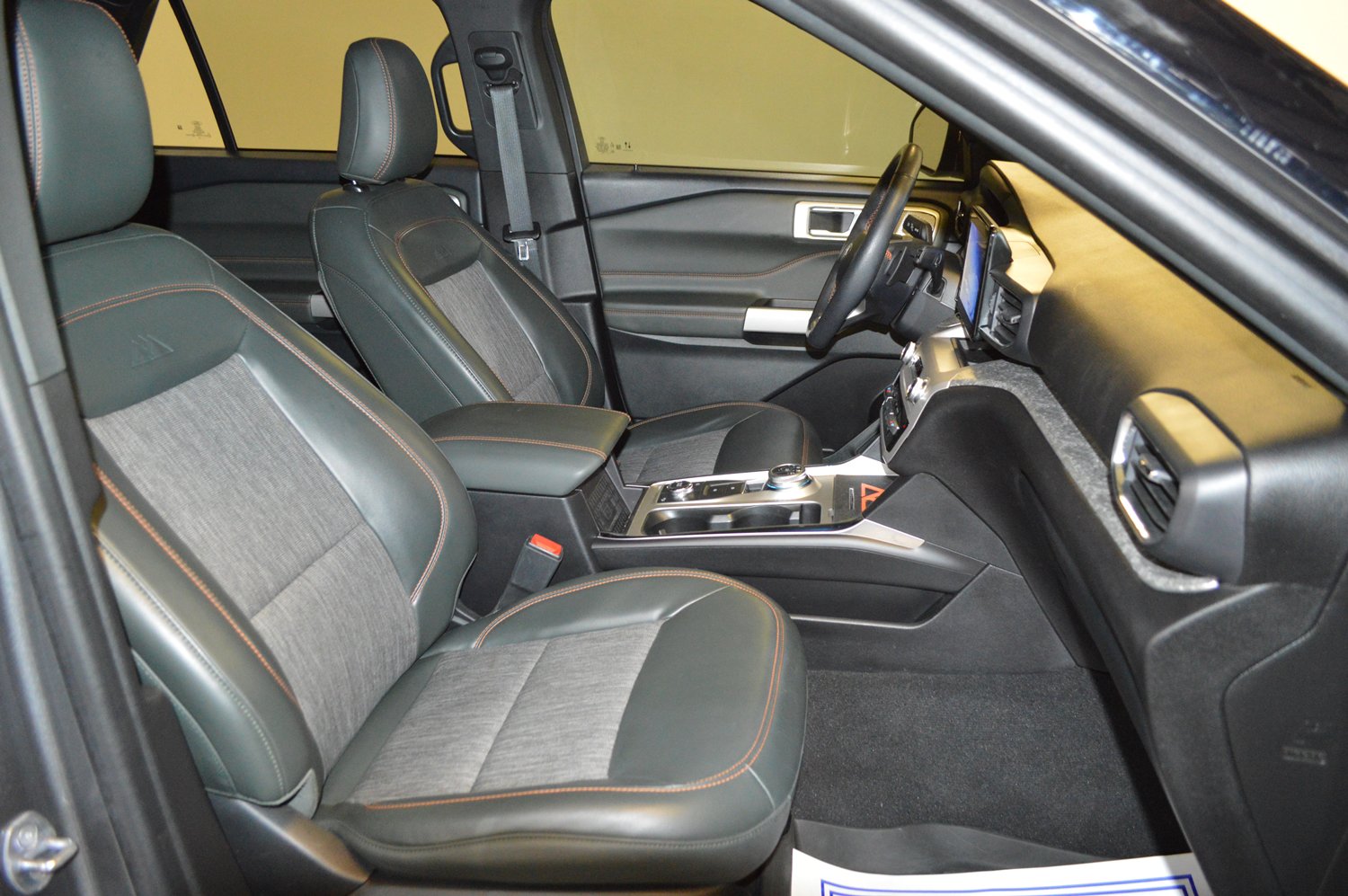 Used 2024 Ford Explorer Timberline w/ Timberline Technology Package AWD/4WD image 11