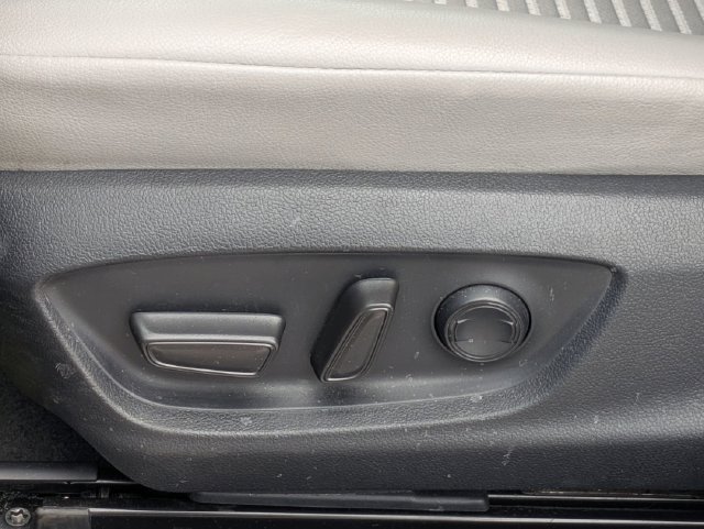 Used 2024 Toyota Camry SE w/ Convenience Package FWD image 17
