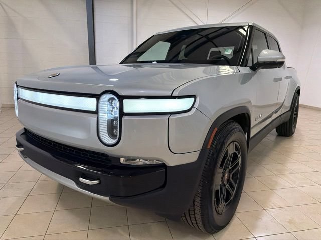 Used 2023 Rivian R1T Adventure Dual AWD/4WD image 2