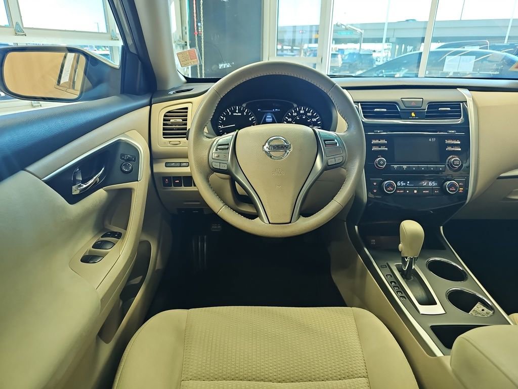 Used 2015 Nissan Altima 2.5 SV image 15