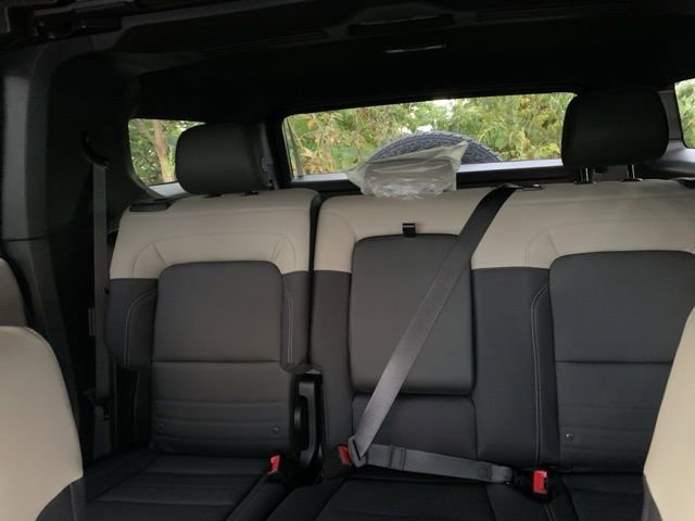 New 2026 GMC Hummer EV SUV image 38