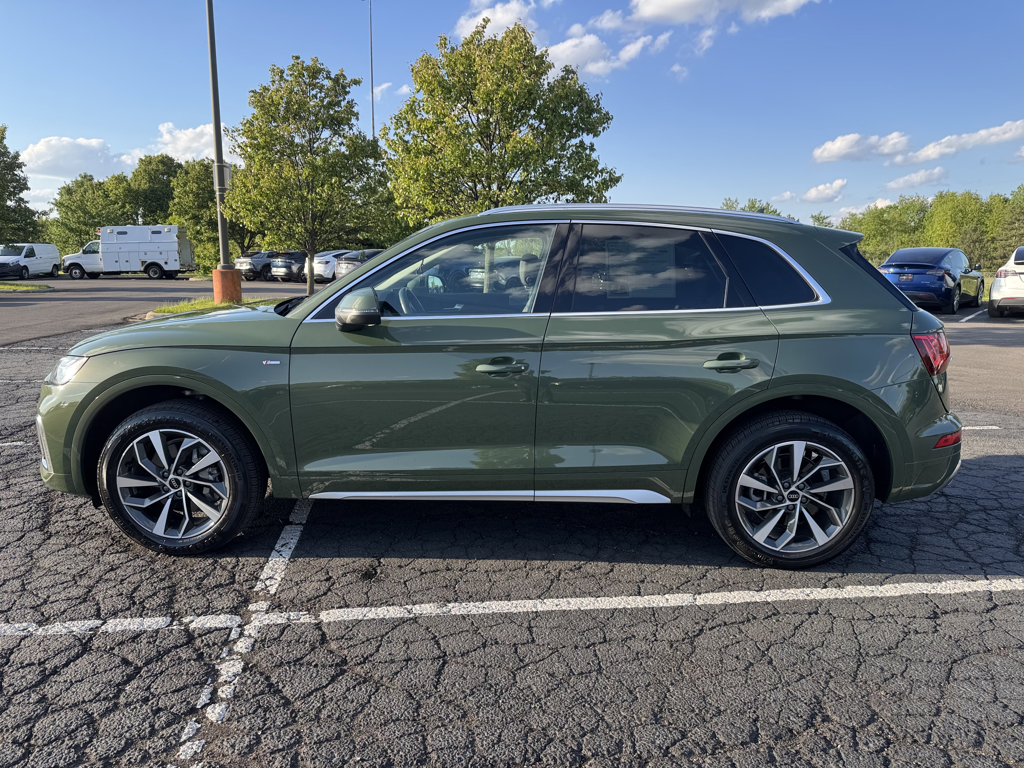 Used 2022 Audi Q5 2.0T Premium Plus AWD/4WD image 16