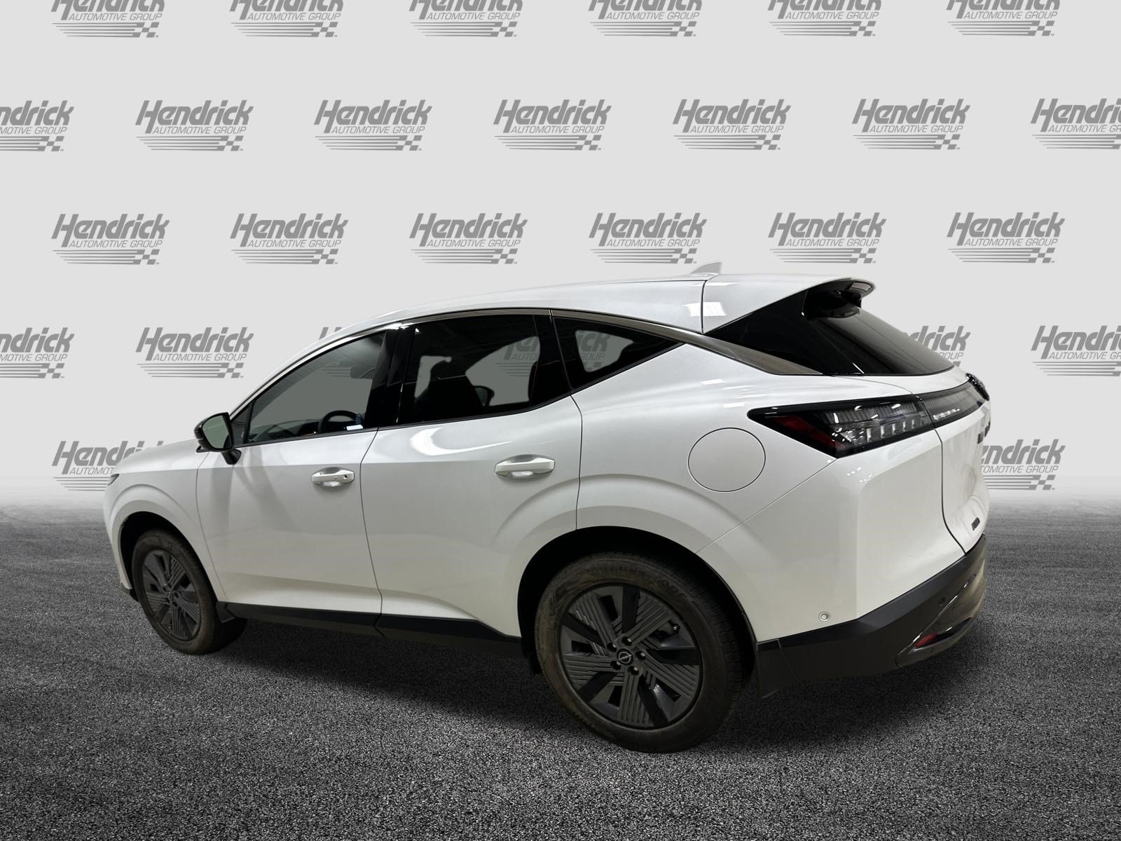 Used 2025 Nissan Murano SL AWD/4WD image 7
