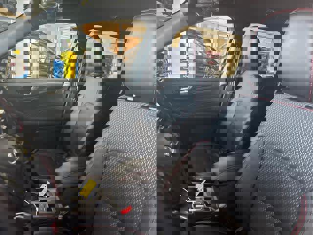 New 2025 Ford Escape ST-Line w/ Tech Pack #1 image 11