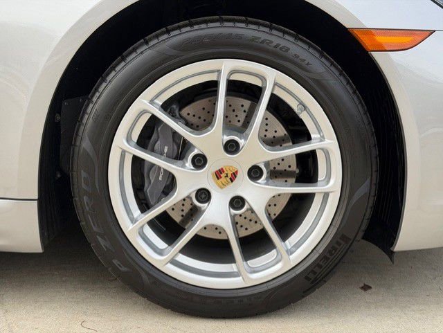 Used 2024 Porsche 718 Cayman image 20