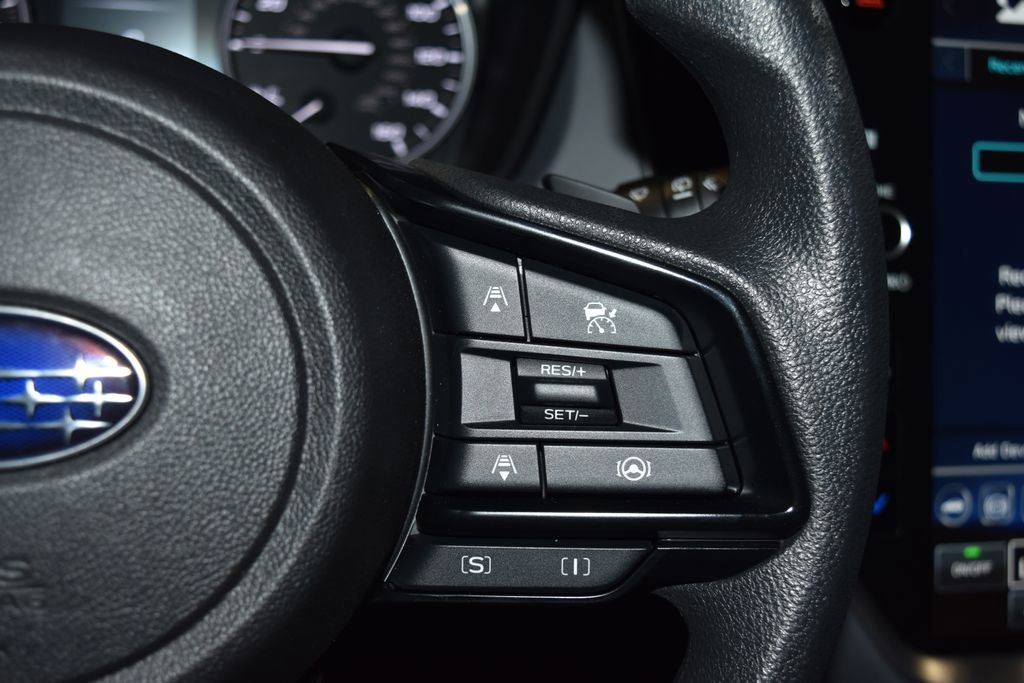 Used 2025 Subaru Crosstrek 2.0i Premium image 9