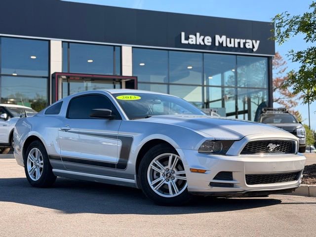 Used 2013 Ford Mustang Coupe image 1