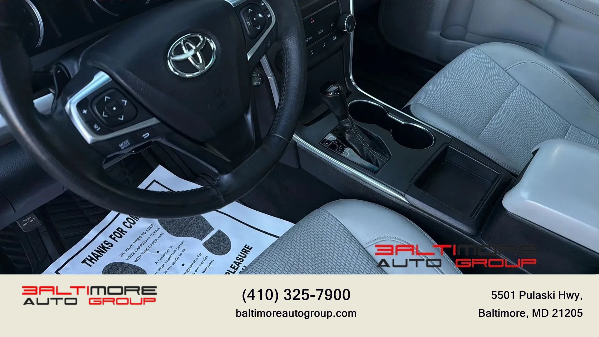 Used 2017 Toyota Camry SE w/ Moonroof Package FWD image 30