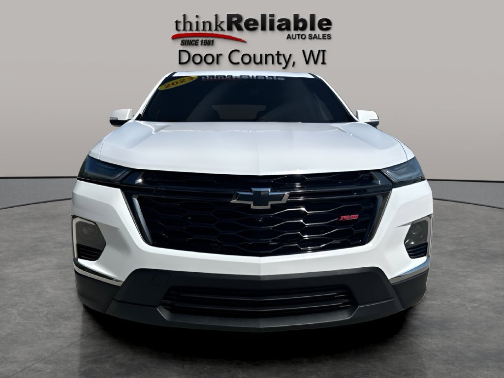 Used 2023 Chevrolet Traverse RS w/ LPO, Floor Liner Package AWD/4WD image 9