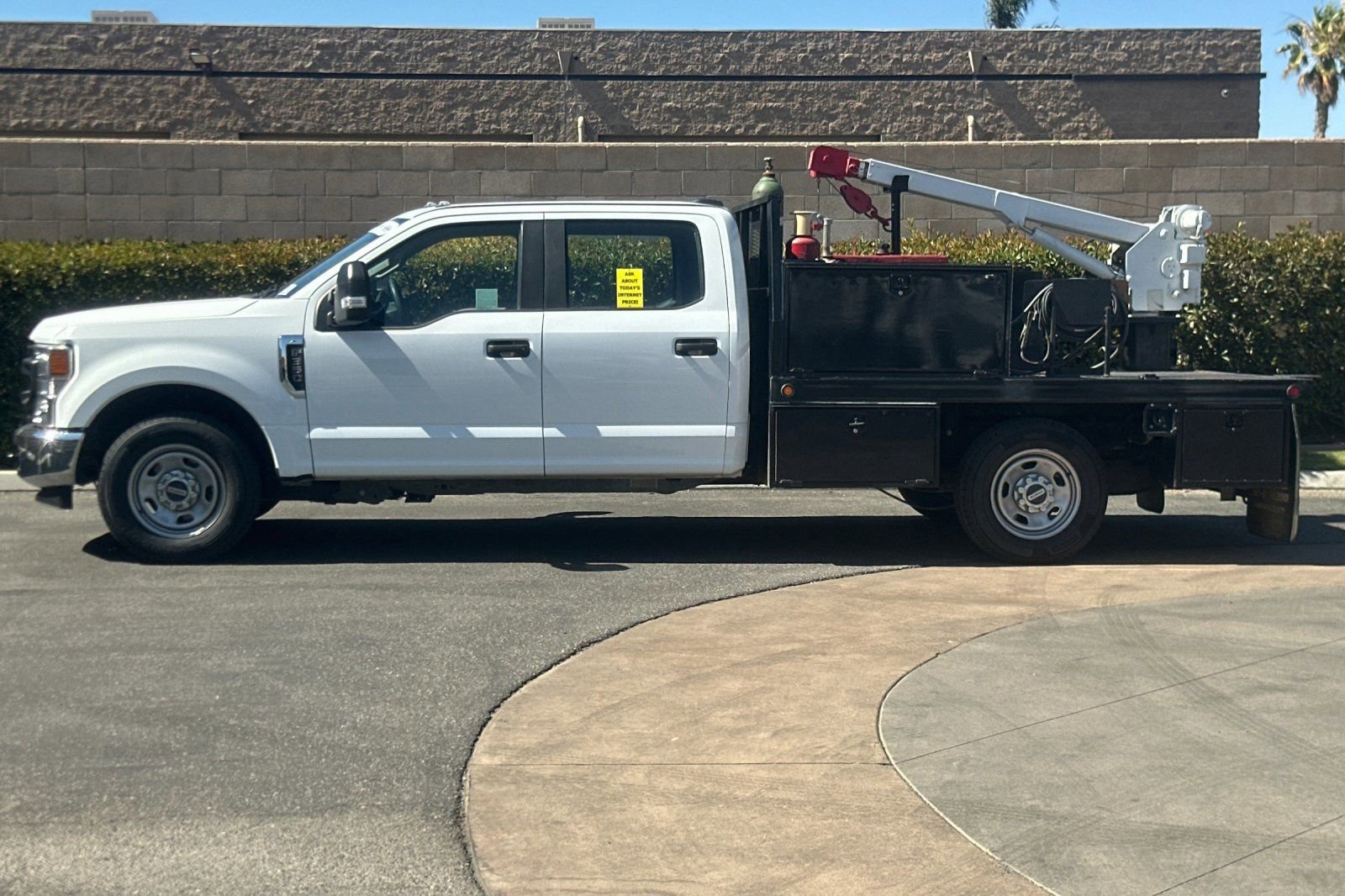 Used 2022 Ford F350 XL w/ Power Equipment Group image 7