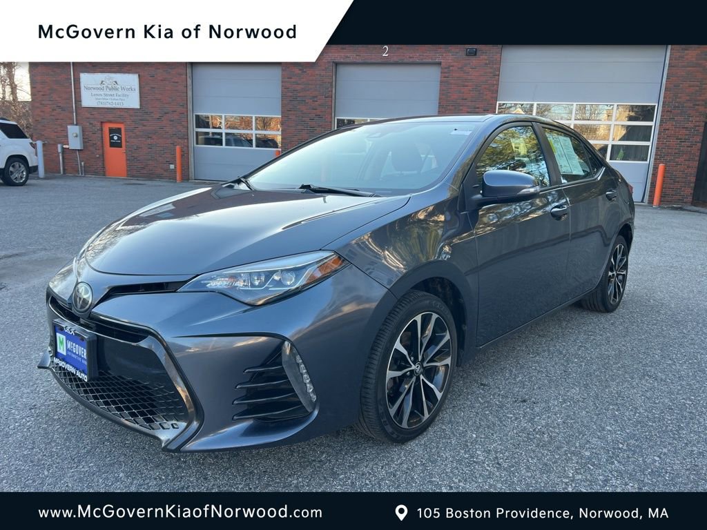 Used 2018 Toyota Corolla SE w/ SE Premium Package image 1