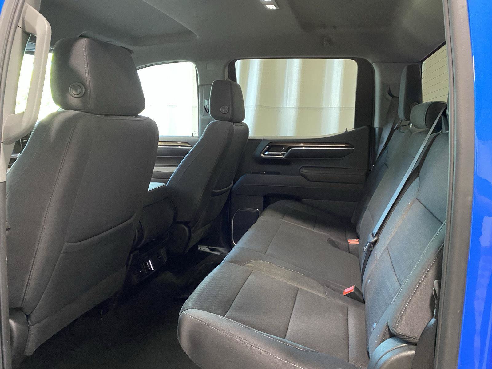 Used 2026 Chevrolet Silverado 1500 LT AWD/4WD image 15