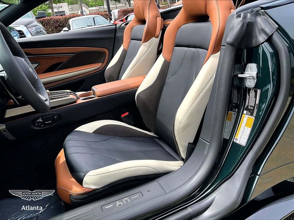 Used 2026 Aston Martin Vanquish Convertible RWD image 20