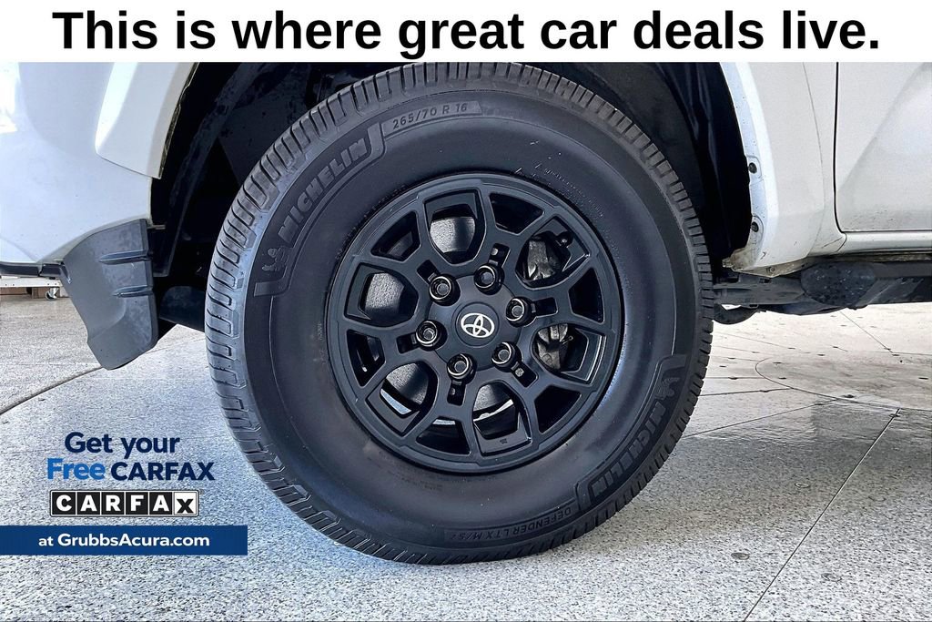 Used 2021 Toyota Tacoma SR5 RWD image 11