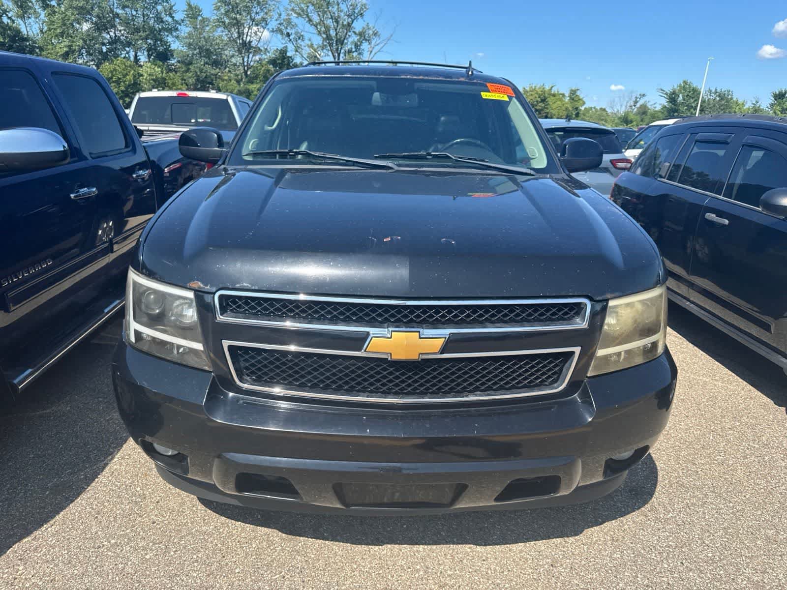 Used 2012 Chevrolet Suburban LT AWD/4WD image 4