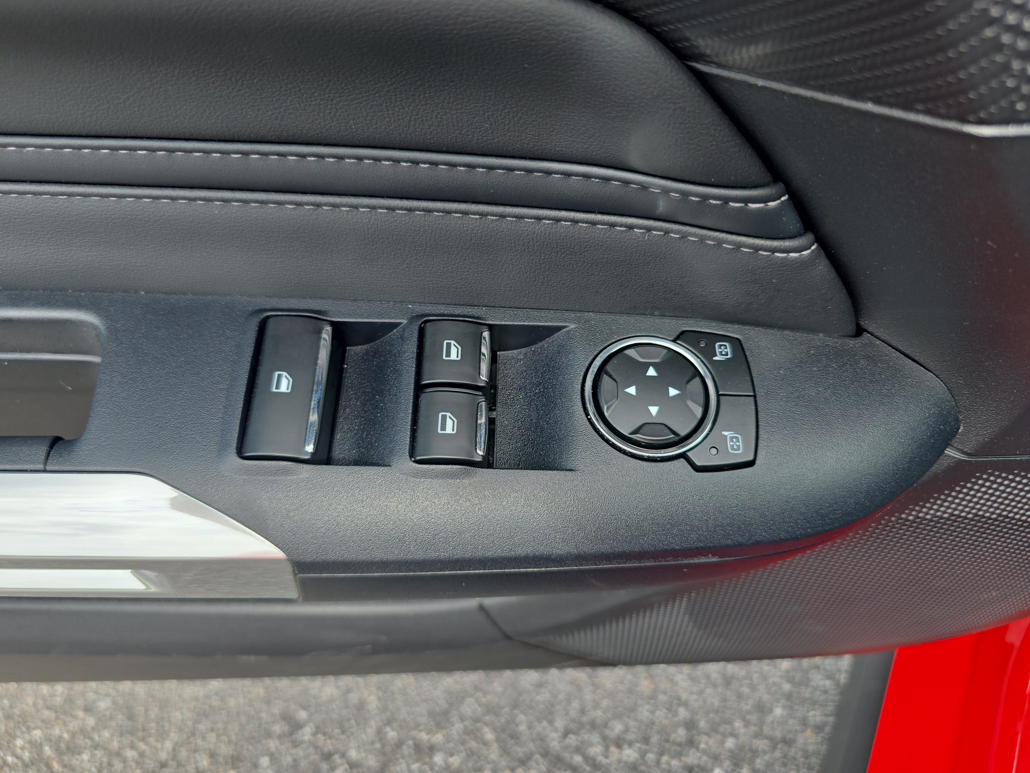 Used 2025 Ford Mustang GT Premium RWD image 25