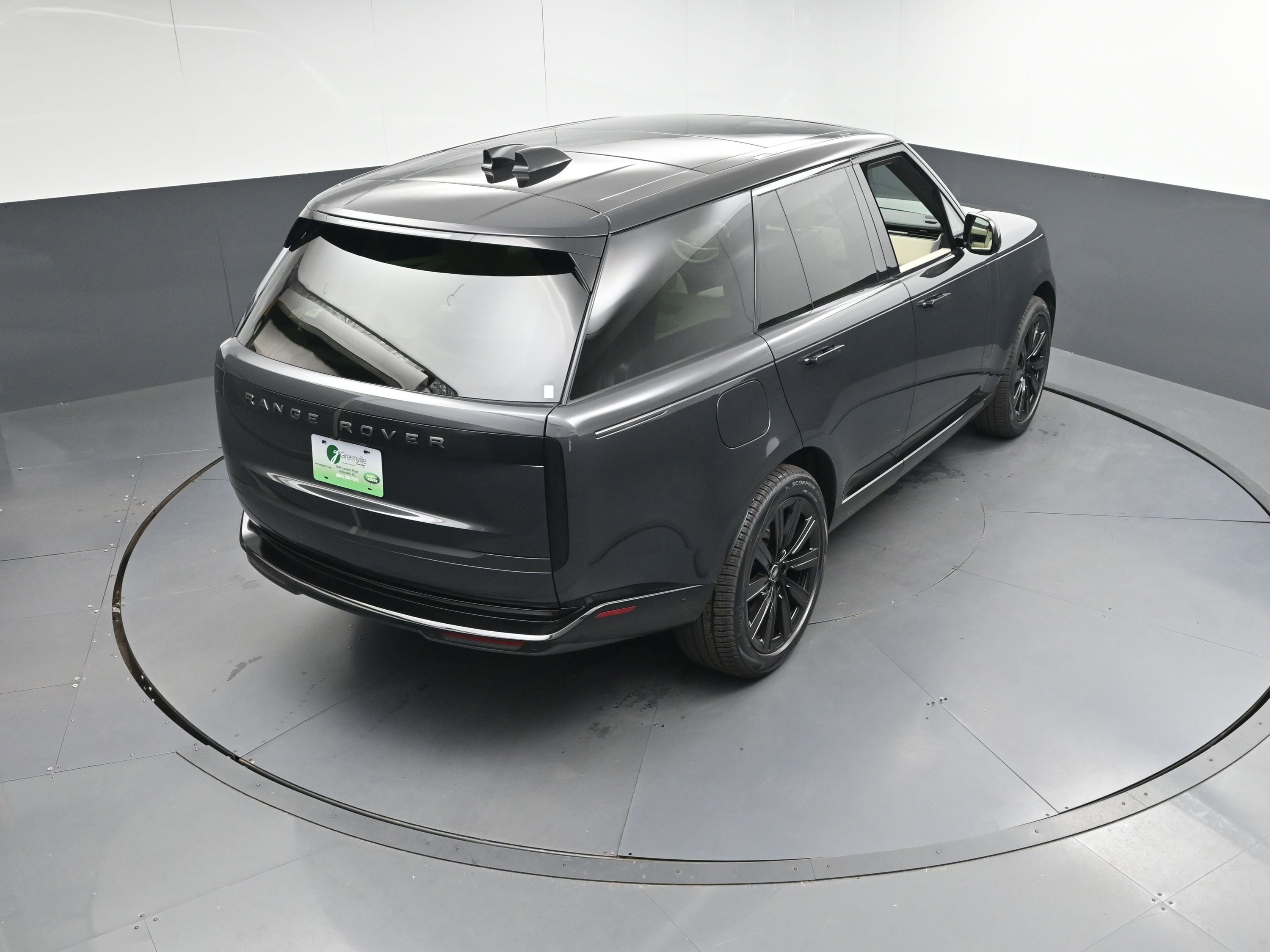 New 2025 Land Rover Range Rover SE image 33