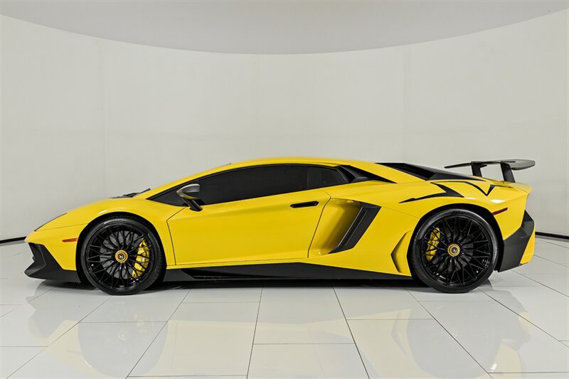 Used 2017 Lamborghini Aventador LP 750-4 Superveloce AWD/4WD image 43