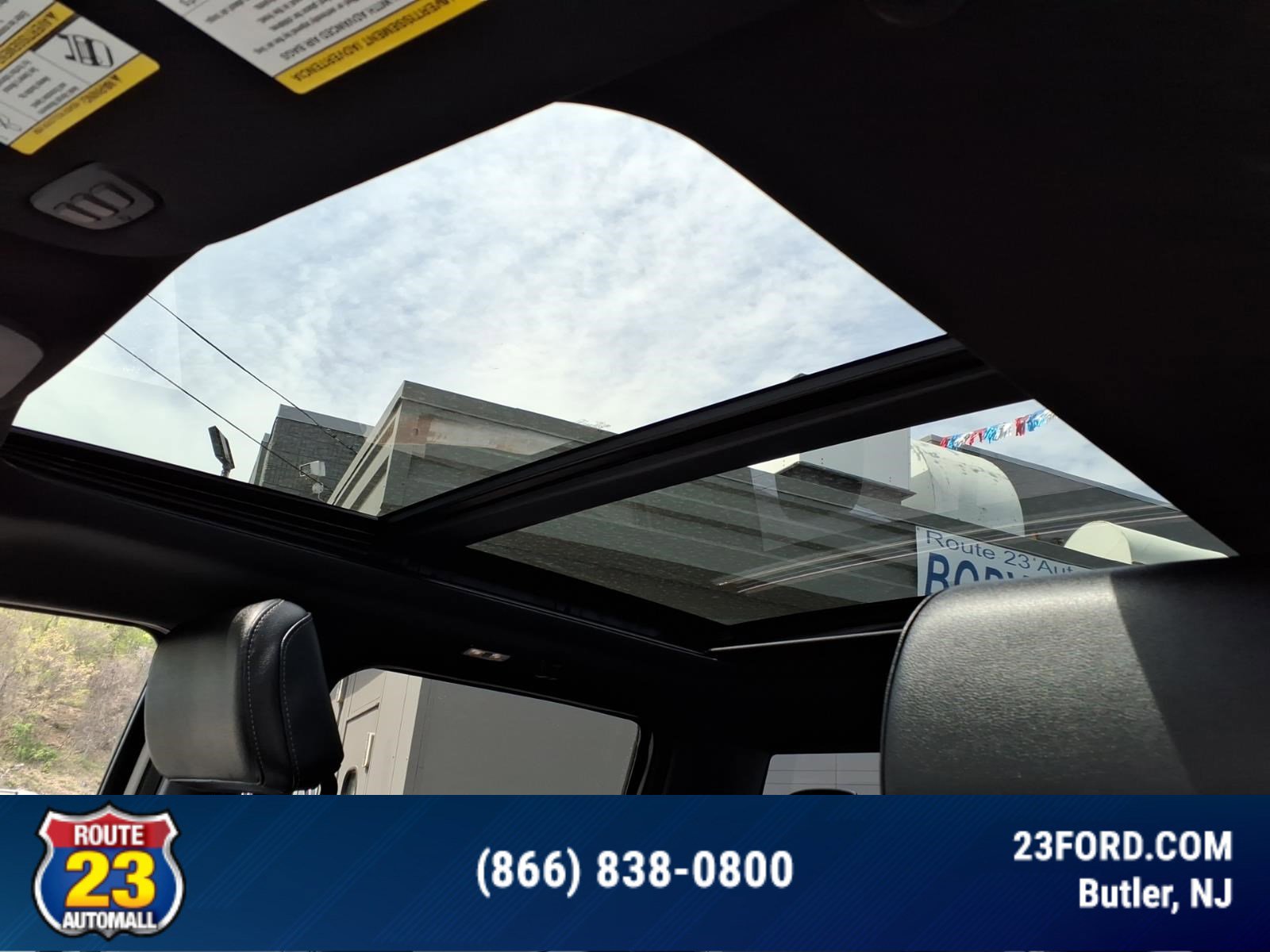 Certified 2022 Ford F150 Lariat w/ Equipment Group 502A High AWD/4WD image 25