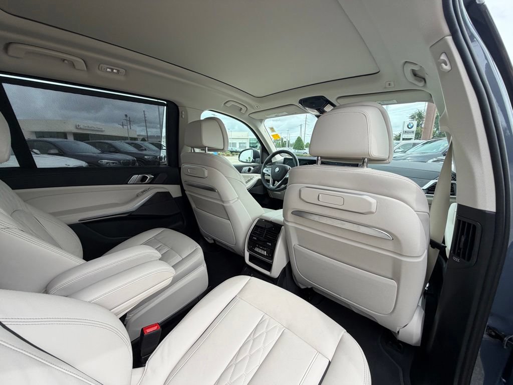 Certified 2026 BMW X7 xDrive40i w/ Executive Package AWD/4WD image 27