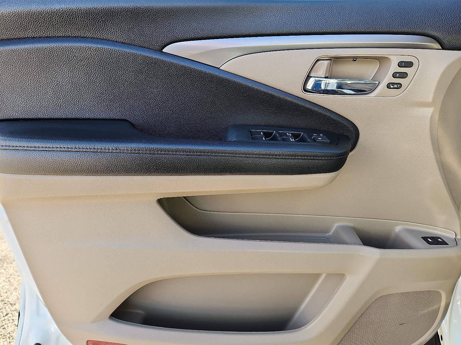 Used 2022 Honda Pilot EX-L image 14