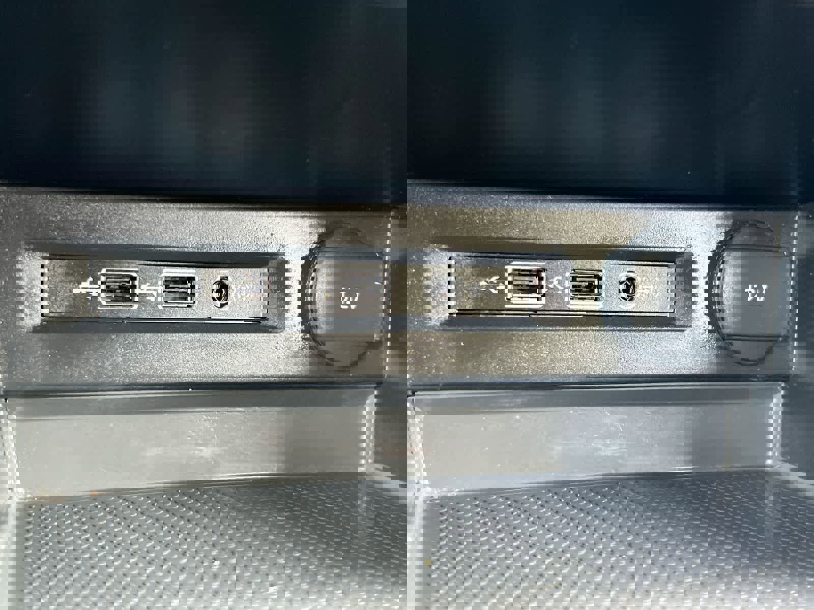 Used 2019 Volkswagen Tiguan SEL Premium R-Line image 30