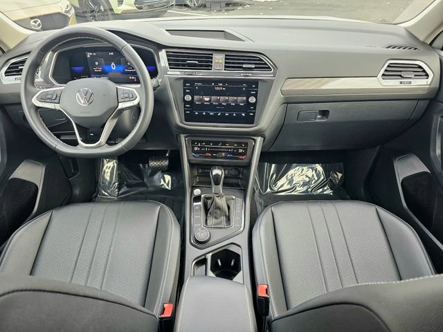 Used 2022 Volkswagen Tiguan SE image 27