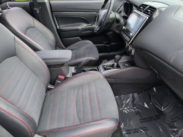 Used 2025 Mitsubishi Outlander Sport SE AWD/4WD image 30