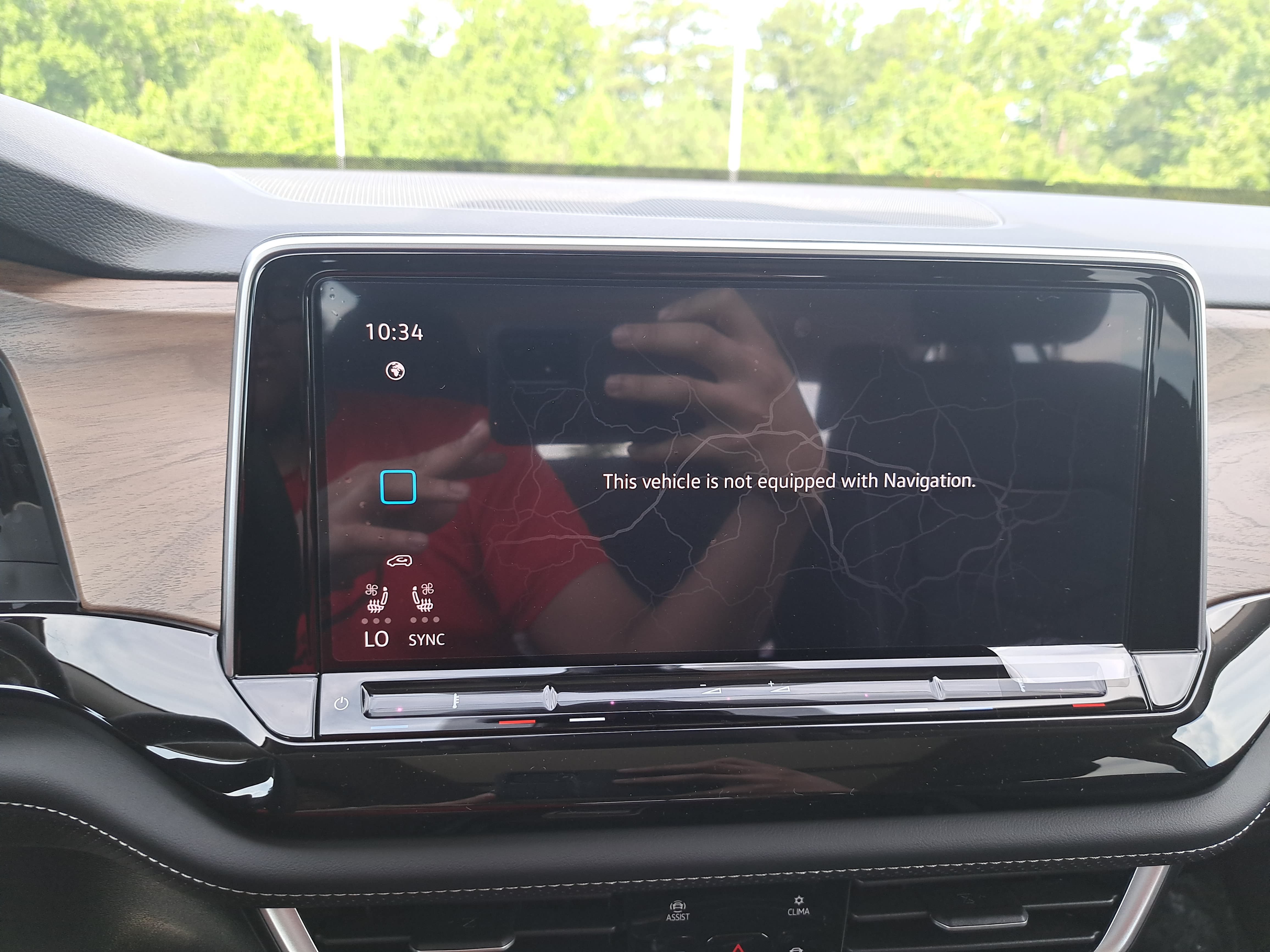 New 2026 Volkswagen Atlas SE FWD image 23