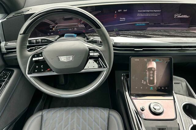 New 2025 Cadillac Escalade IQ Sport 1 w/ LPO, ONYX Package image 14