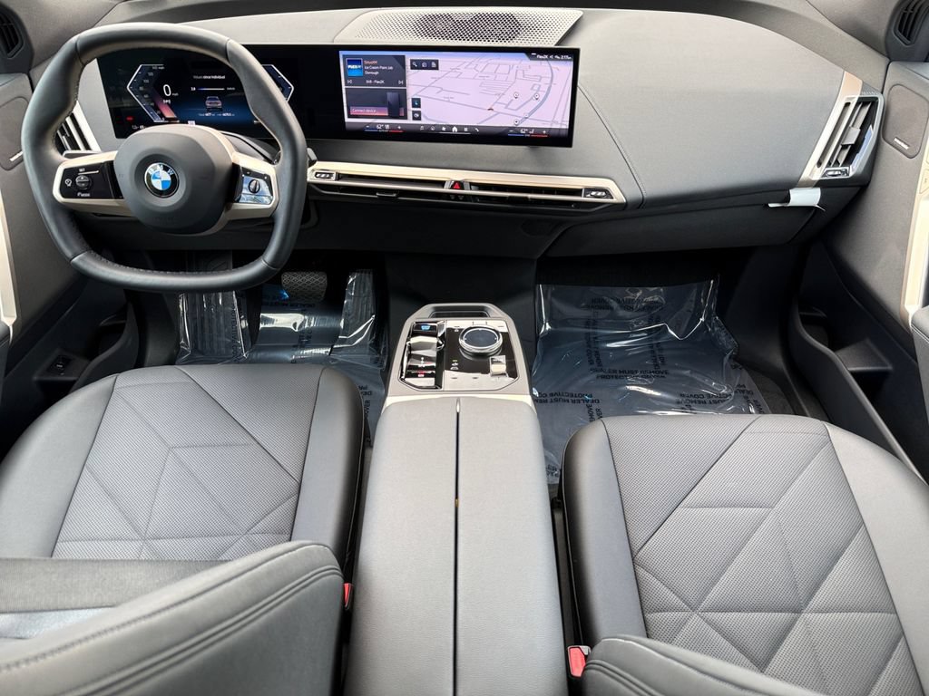 Certified 2026 BMW iX xDrive60 AWD/4WD image 10