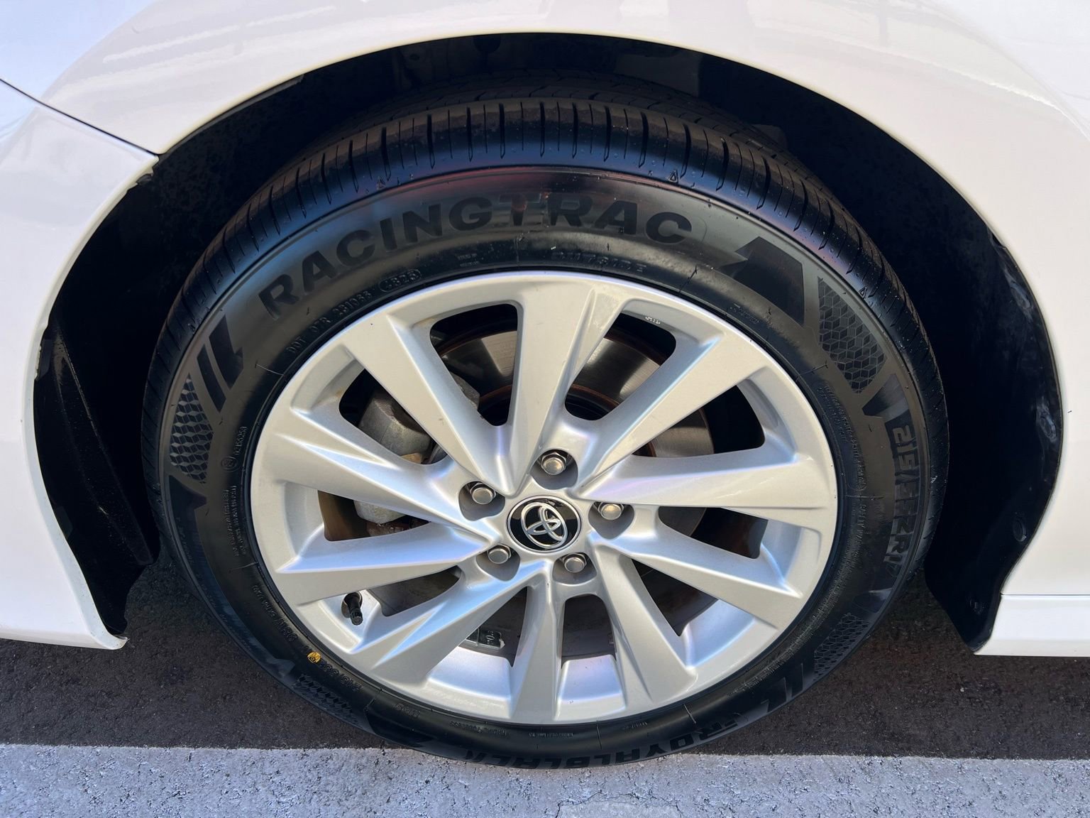 Used 2024 Toyota Camry LE FWD image 14