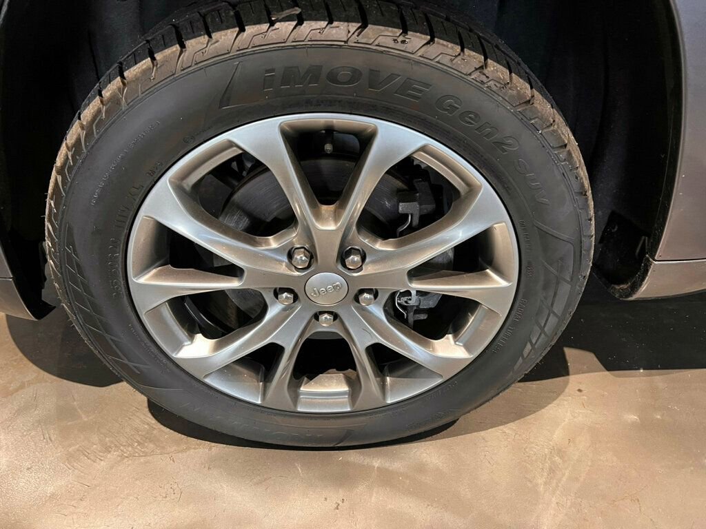 Used 2021 Jeep Grand Cherokee Summit w/ Platinum Series Group image 10