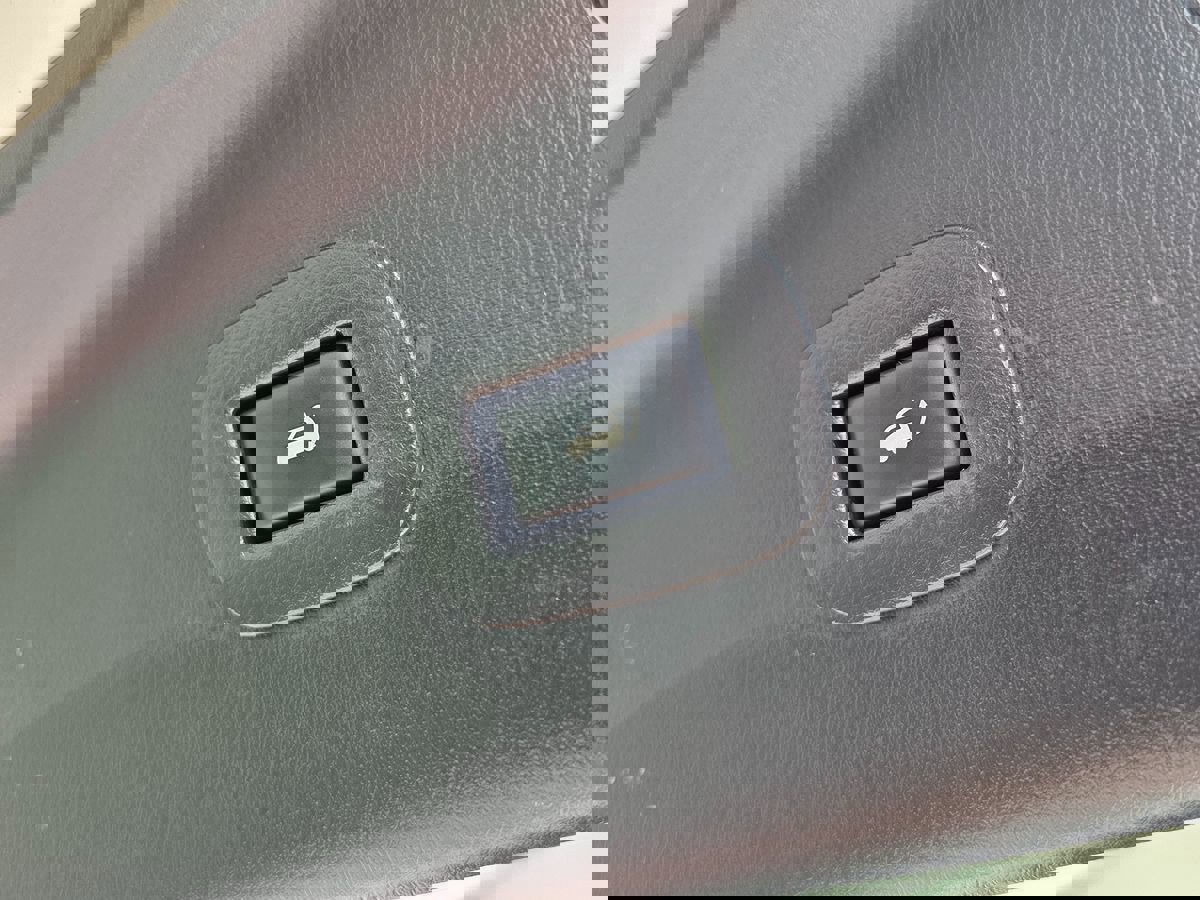 Used 2019 Nissan Armada SL w/ Premium Package image 20