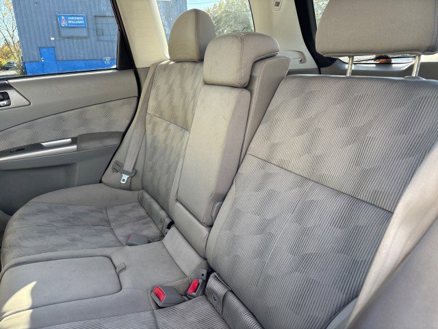 Used 2010 Subaru Forester 2.5X Premium image 11