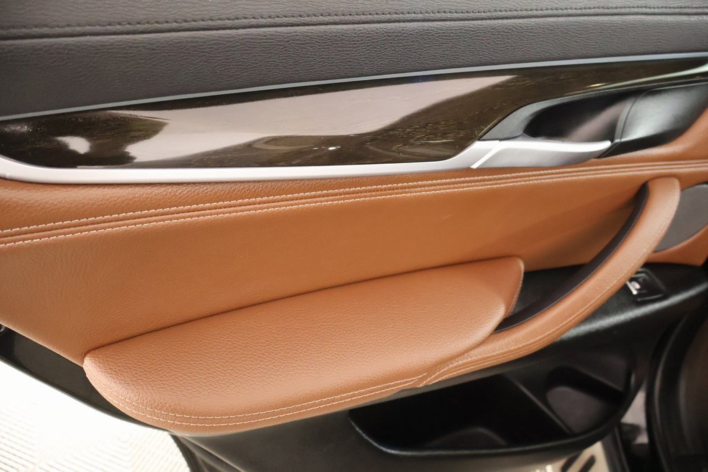 Used 2017 BMW X6 xDrive35i image 18