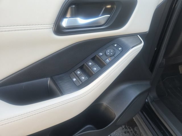 Used 2023 Nissan Rogue SV w/ SV Premium B Package AWD/4WD image 25