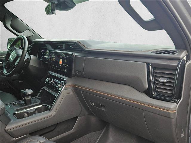 Used 2024 GMC Sierra 1500 AT4 w/ Technology Package image 19