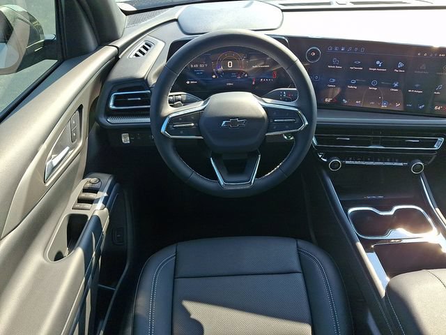 New 2026 Chevrolet Traverse LT w/ Midnight/Sport Edition FWD image 9