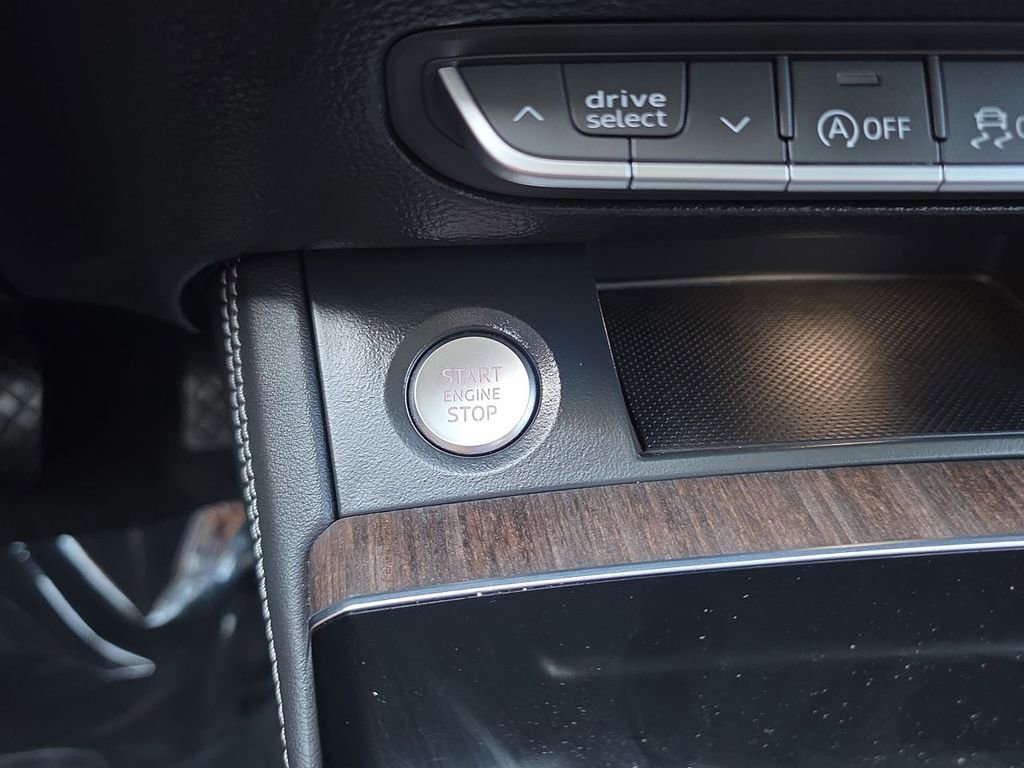 Used 2023 Audi Q5 2.0T Prestige image 17