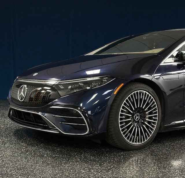 Used 2022 Mercedes-Benz EQS 580 4MATIC Sedan image 7