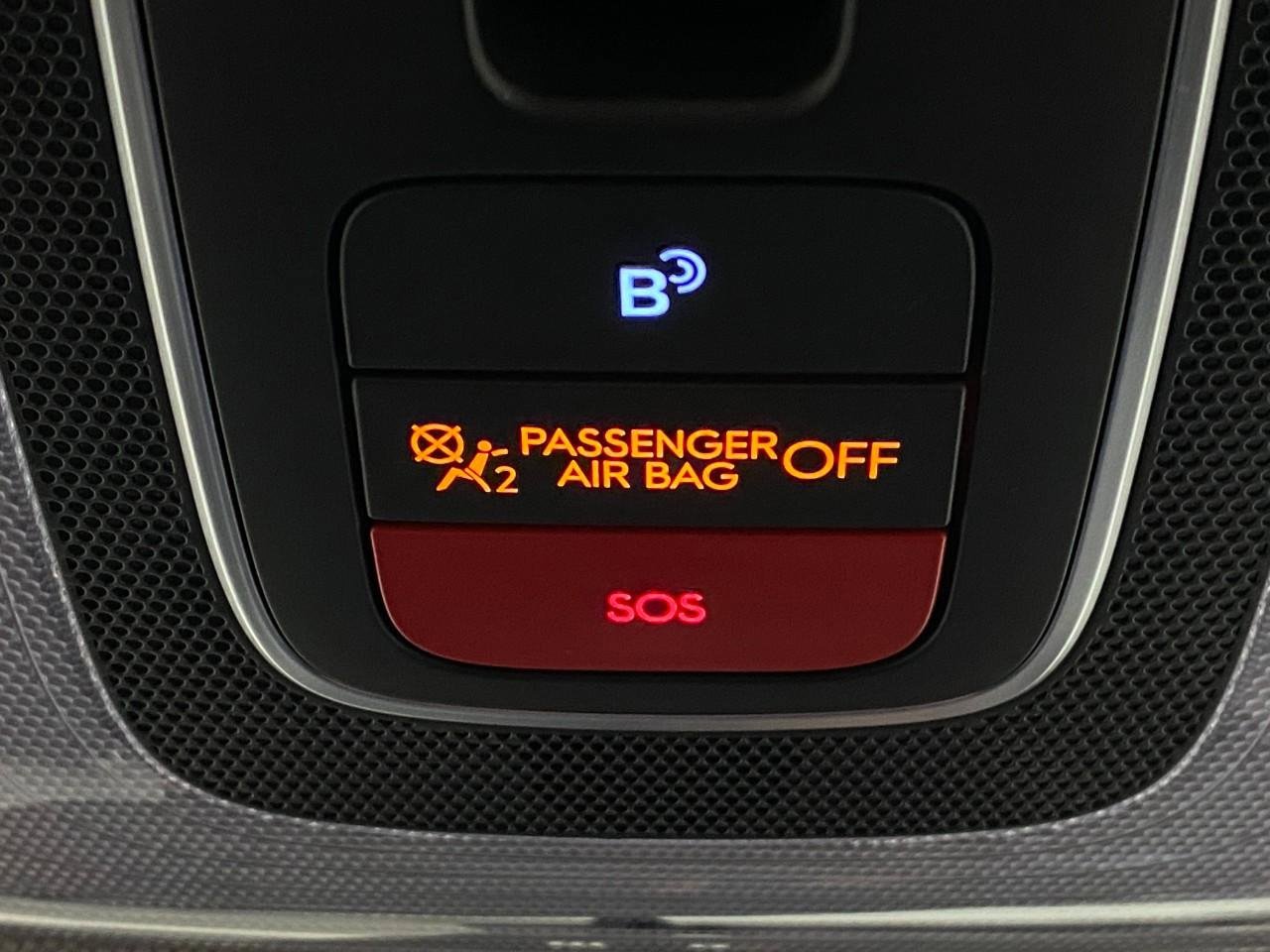 Certified 2025 Hyundai Elantra SEL image 28