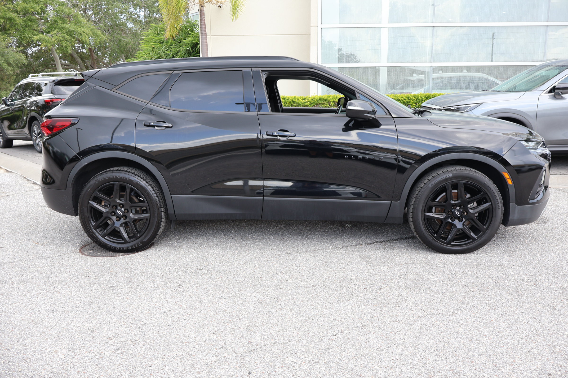 Used 2019 Chevrolet Blazer LT FWD image 10