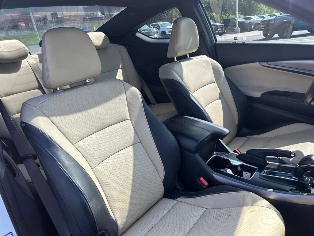 Used 2017 Honda Accord EX-L image 38