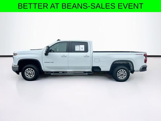 Used 2025 Chevrolet Silverado 2500 LT w/ Convenience Package AWD/4WD image 4